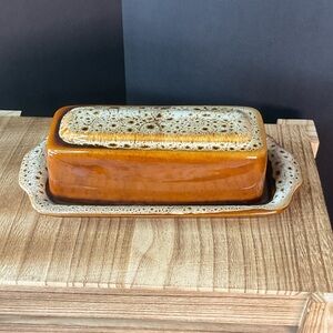Vintage Hull pottery Brown Drip glazed butter dish